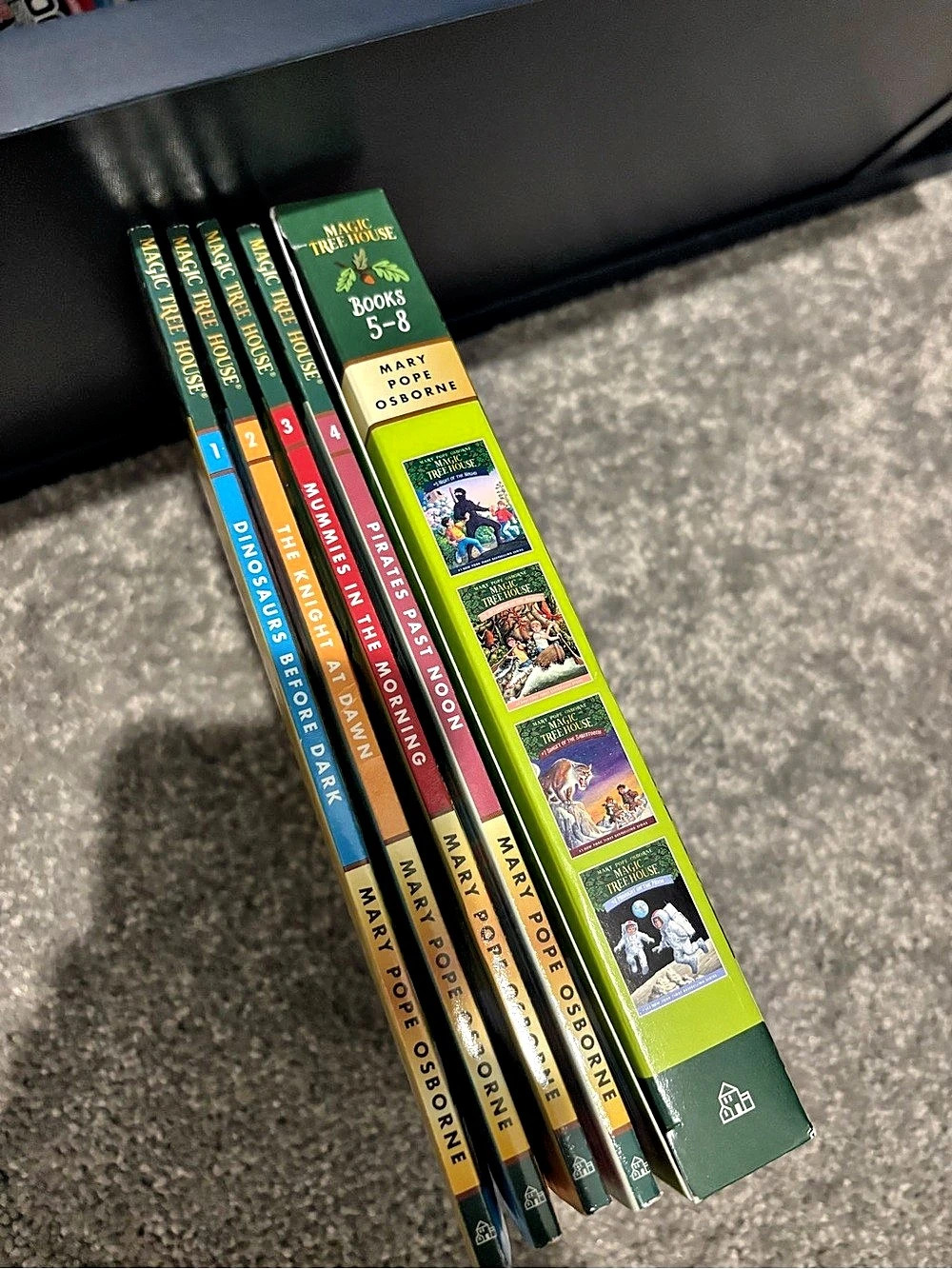 Magic Tree House Books 1-8 Set - Picture 3 of 3